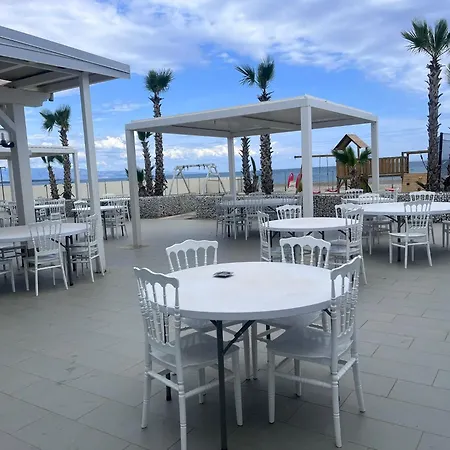 Vacanze D'amare Apartament *