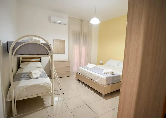 דירה Vacanze D'amare מרינה די סקבוניאה